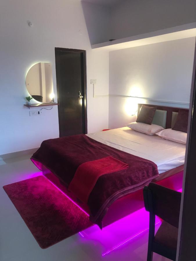 אפרטהוטל Jorhāt Casa Felice Luxury מראה חיצוני תמונה